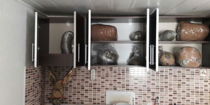 İzmir Polisinden Esrar Kaçakçılarına Darbe