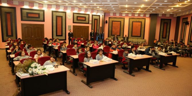 Öğrenciler Melikgazi Belediyesinin Çalışmalarını İnceledi