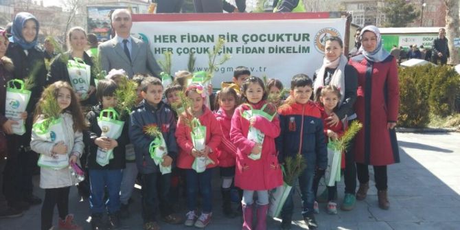 Niğde’de 2 Bin 500 Fidan Dağıtıldı