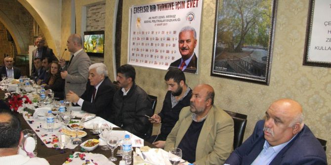 Ak Partililer, Engelsiz Bir Türkiye Projesi Kapsamında Engelliler İle Bir Araya Geldi