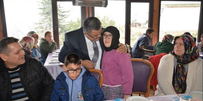 Bilecik Şehir Ormanında 21 Mart Dünya Down Sendromu Farkındalık Günü