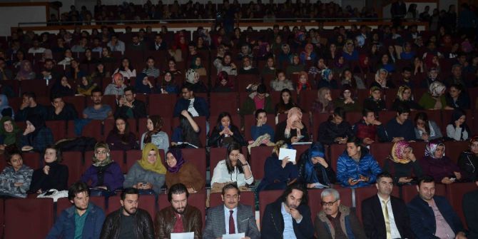 Adıyaman Üniversitesi’nde Şiir Dinletisi
