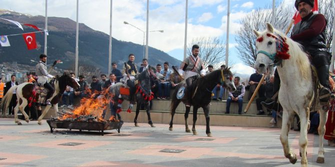 Ksü’de Nevruz Coşkuyla Kutlandı