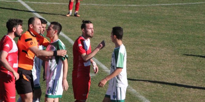 Bileciksporlu Oyuncuların Cezaları Belli Oldu