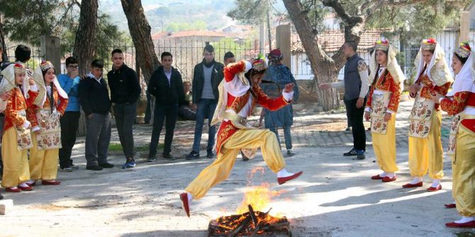 Bergamalı Öğrenciler Baharı Karşıladı