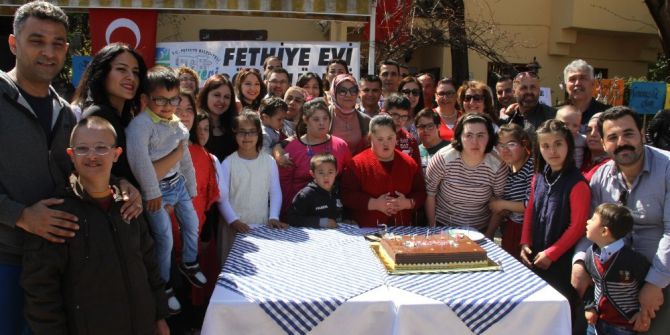 Özel Öğrencilerin Fotoğraf Sergisi Göz Kamaştırdı