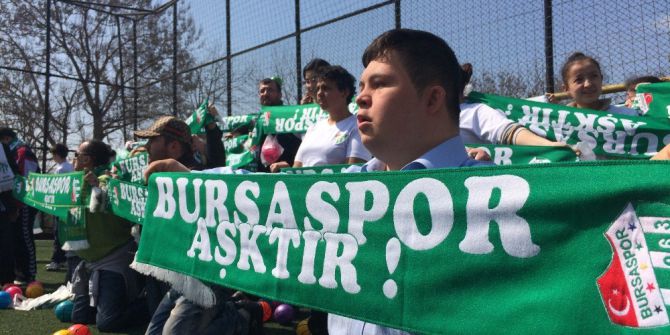 Bursasporlu Taraftarlardan Özel Öğrenciler İçin Anlamlı Davranış