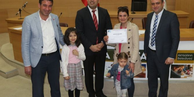 Akhisarlı 45 Girişimci Adayına Sertifika Töreni