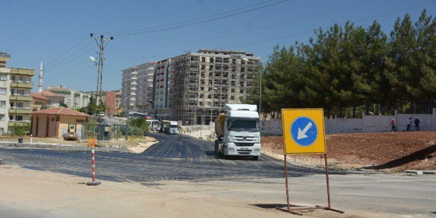 Toki Kavşağının Asfaltı Yapıldı