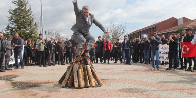 Bolu’da Ülkücüler Nevruz’u Üniversitede Kutladı