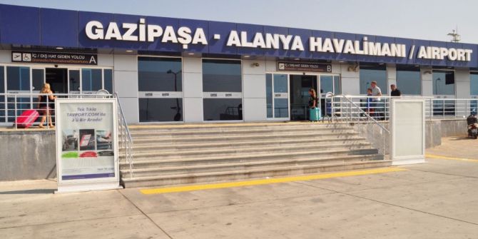 Gazipaşa-alanya Havalimanı Turiste Hasret