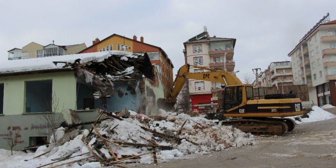 Seydişehir’de Eski Sağlık Meslek Lisesi Binasının Takas İşlemleri Başlatıldı