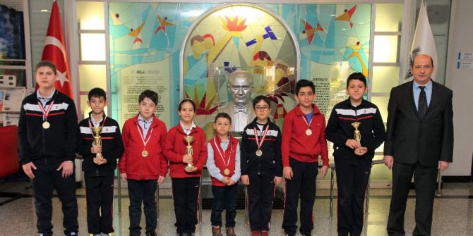 Özel Sanko Okulları Satranç Turnuvasından 3 Birincilik İle Döndü
