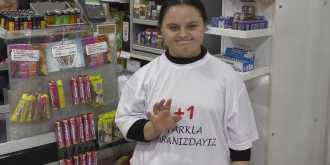 Beyşehir’de Down Sendromlu Öğrenciler Avm’lerde Mesai Yaptı