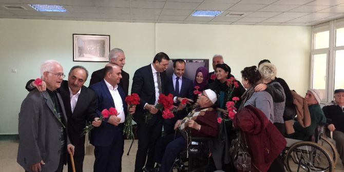 Kars Ardahan Iğdır Dernekler Federasyonu Üyeleri Huzur Evi’ni Ziyaret Etti