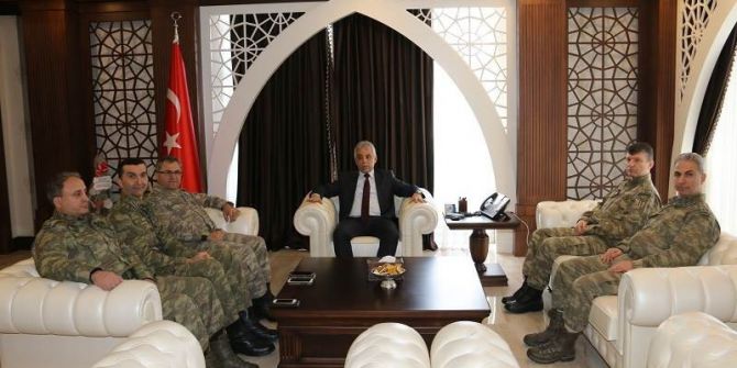 Tümen Komutanı Tokel’den Vali Toprak’a Ziyaret
