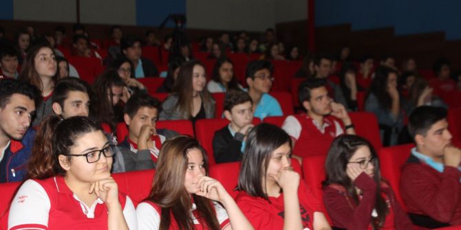 Prof. Dr. Özgün’den Öğrencilere Meslek Seçimi Uyarısı