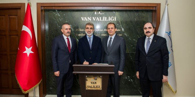 Taner Yıldız’tan Vali Taşyapan’a Ziyaret