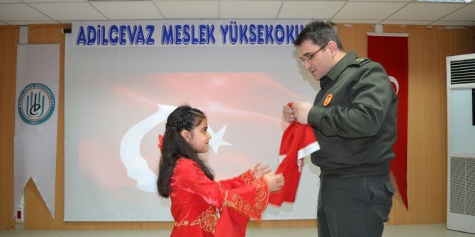 Adilcevaz’da ‘Çanakkale Şehitleri’ Konulu Konferans