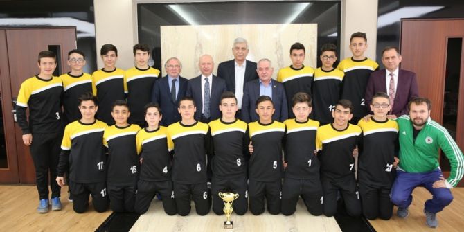 Kayseri Şampiyonu Başkan Çolakbayrakdar’ı Ziyaret Etti