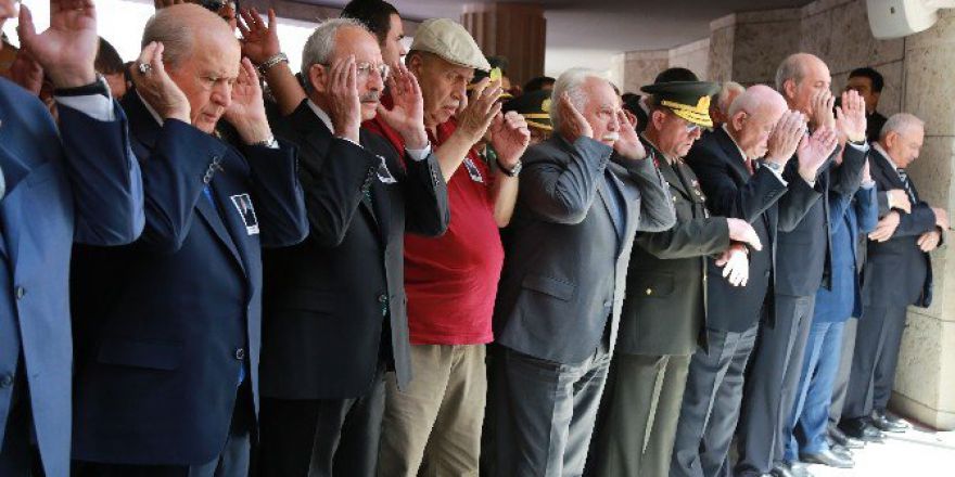 Hocaların Hocası Halil İnalcık Son Yolculuğuna Uğurlandı