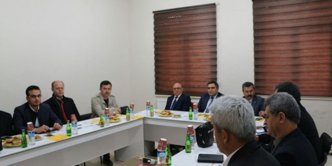 İmam Hatip Okulları Platformu Toplantısı Pazarlar’da Yapıldı