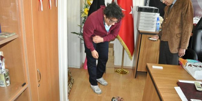 Lise Öğrencileri Araştırma Projesinde Dereceye Giren Öğrenciden Kaymakama Ziyaret