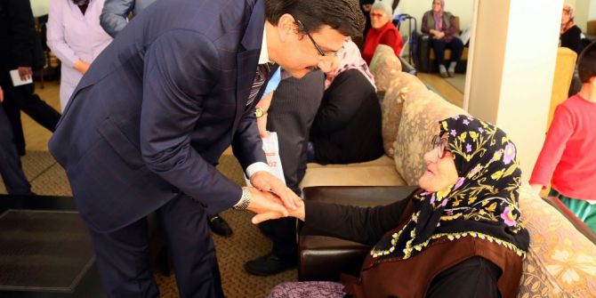 Başkan Ak’tan Güngörmüş Büyüklere Ziyaret