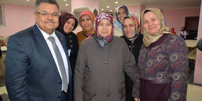 Başkan Yağcı, Pelitözü Mahallesinde Referandum Çalışması Yaptı