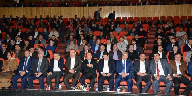 Aksaray’da Eğitim-bir-sen’den "15 Temmuz’un Nöbetçisi, 16 Nisan’ın Evetçisiyiz" Programı