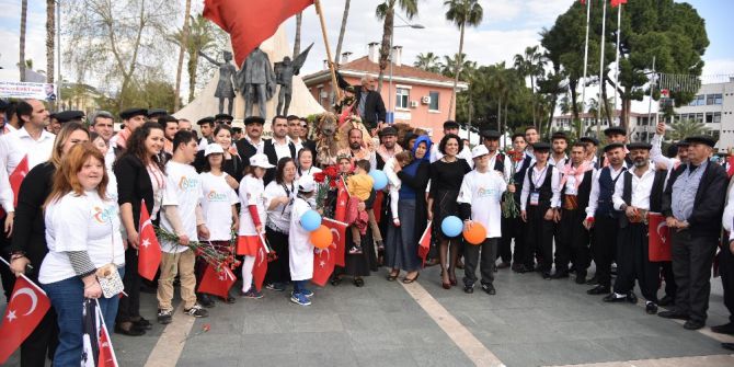 Down Sendromlu Çocuklardan Farkındalık Etkinliği