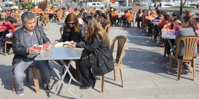 Alaşehirliler Kitap Okudu