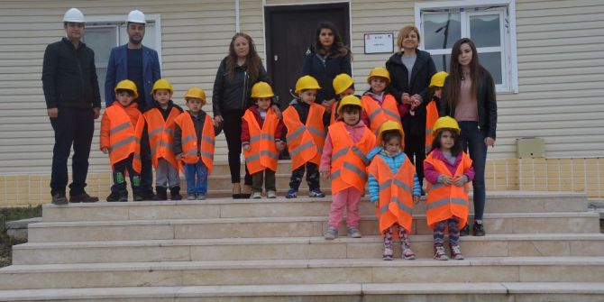 Miniklere Suyun Değeri Uygulamalı Olarak Anlatıldı