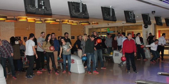 Uedaş Çalışanları Bowling İle Stres Attı