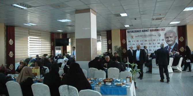 Van’da “Büyüklerimize Hürmet Kararımız Evet” Programı