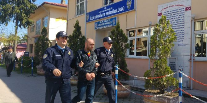 Akyazı’da Çok Sayıda Hap Ve Esrar Ele Geçirildi