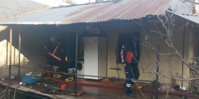 Alzheimer Hastası Kadın Yangında Hayatını Kaybetti