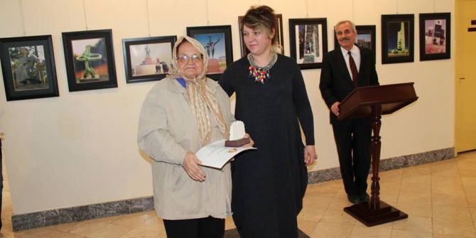 Hem Sergi Hem Plaket Töreni