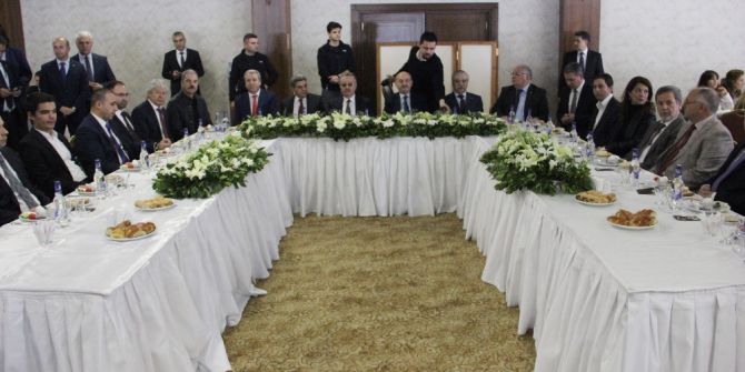 Bakan Müezzinoğlu’ndan ’Tek Adamlık’ Cevabı: "Tek Adamdan Rahatsızsa, Hdp Gibi Chp’ye Eşbaşkanlık Getirsin"