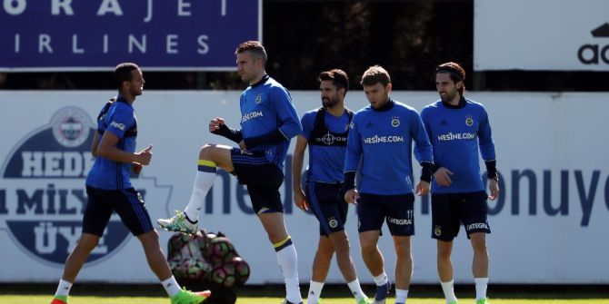 Fenerbahçe Günü Tek Antrenmanla Tamamladı