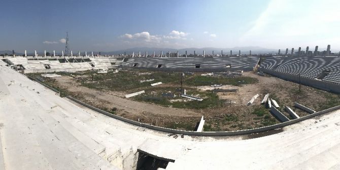 Spor Toto Akhisar Stadyumunda Yer Teslimi Yapıldı