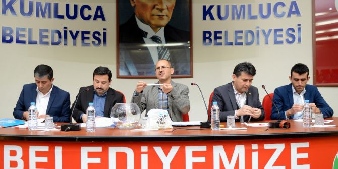 Kumluca Belediyesinde 6 Ay Çalışacak İşçiler İçin Kura Çekimi Yapıldı