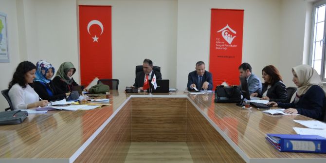 Diyarbakır’da Erken Yaşta Evlilikler Masaya Yatırıldı