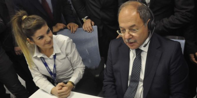 Bakan Akdağ Çağrı Yanıtladı