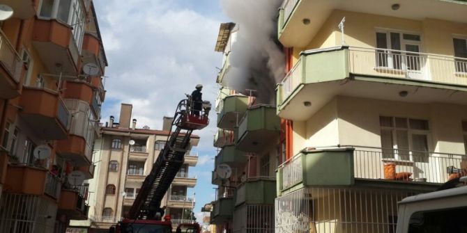 Malatya’da Korkutan Ev Yangını