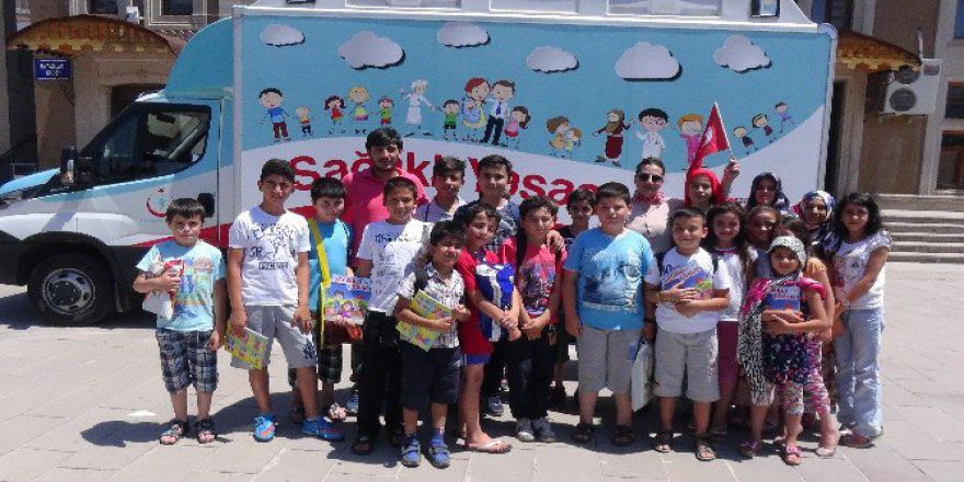 Kur’an Kursu Öğrencilerine Sağlık Kitapları