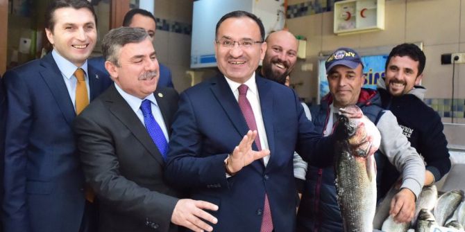 Adalet Bakanı Bozdağ Sinop’ta Balıkçı Esnafını Ziyaret Etti