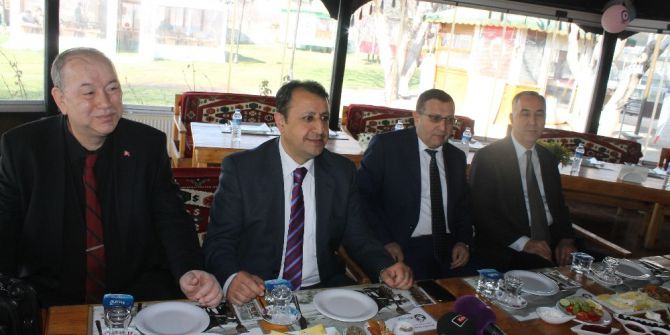 Örsdemir, Basın Mensuplarıyla Bir Araya Geldi