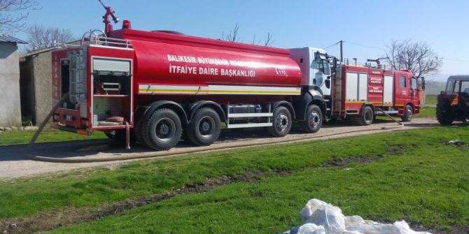 Bandırma’da Samanlık Yangını