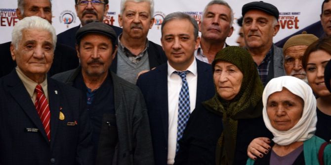 Ak Parti Yaşlılar İle Bir Araya Geldi